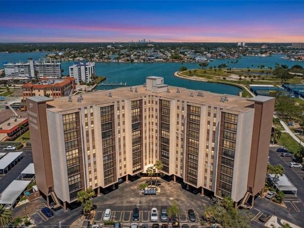 10355 PARADISE BOULEVARD , Unit 512, TREASURE ISLAND, FL 33706