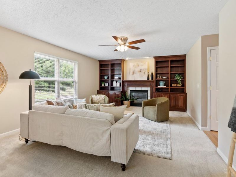 5902 Pepperridge Court, Hamilton Twp, OH 45039 Photo 3