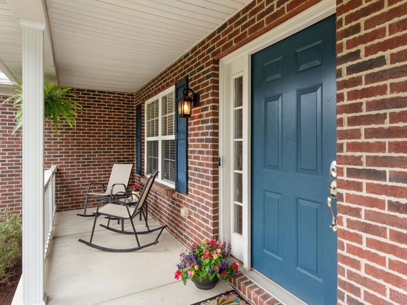 5902 Pepperridge Court, Hamilton Twp, OH 45039 Photo 6