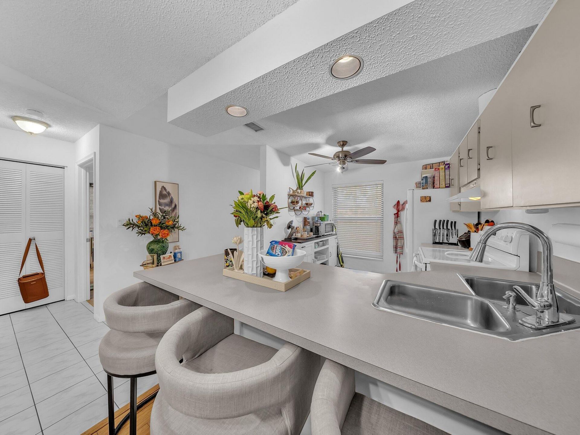1023 Banks Road, Unit 201, Margate, FL 33063 Photo