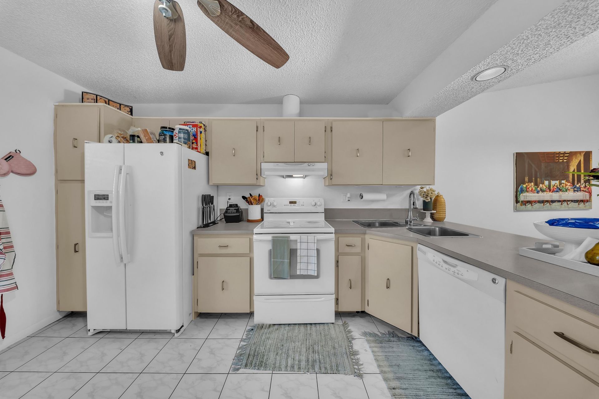 1023 Banks Road, Unit 201, Margate, FL 33063 Photo
