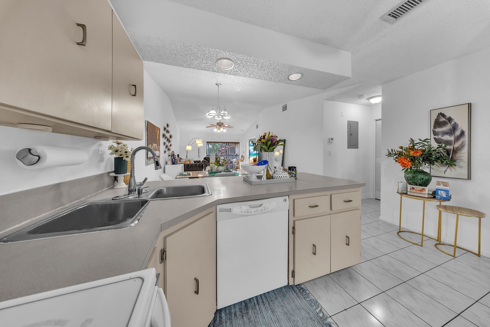 1023 Banks Road, Unit 201, Margate, FL 33063 Photo