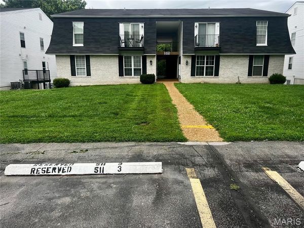 511 N Monroe Street, Unit 3, Pacific, MO 63069