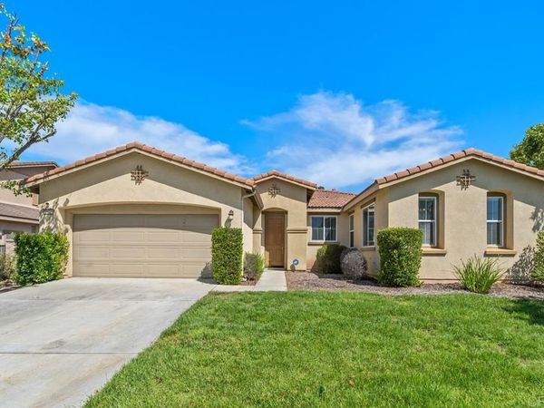 35621 Hawkeye Street, Murrieta, CA 92563