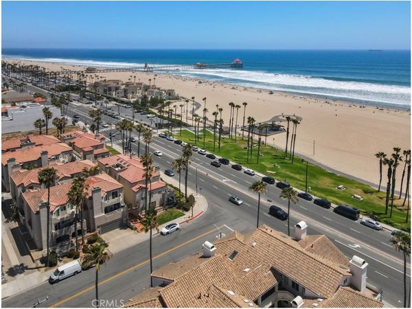 1000 Pacific Coast Highway, Unit 7, Huntington Beach, CA 92648