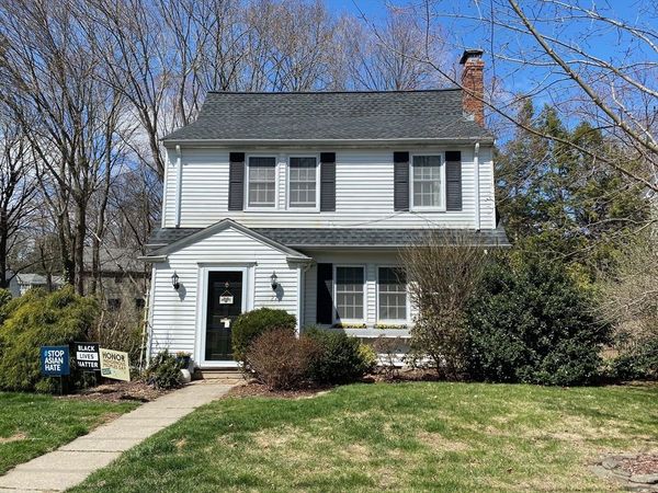22 Cleveland Rd, Wellesley, MA 02481