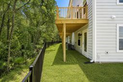 469 Caledon Court photo 4