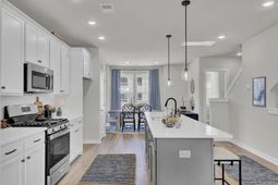 469 Caledon Court photo 4