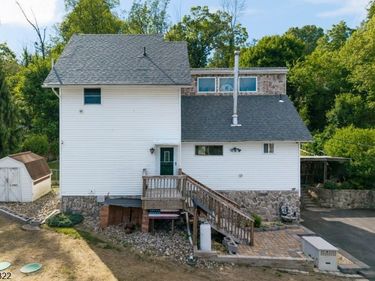 51 Zinnia Dr, Vernon, NJ 07418