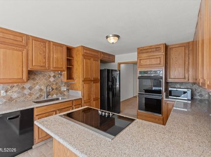 2220 Stone Mountain Circle, Reno, NV 89519 Photo