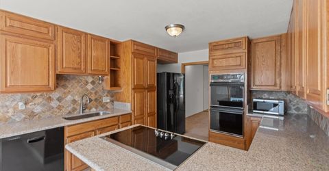 2220 Stone Mountain Circle, Reno, NV 89519 Photo