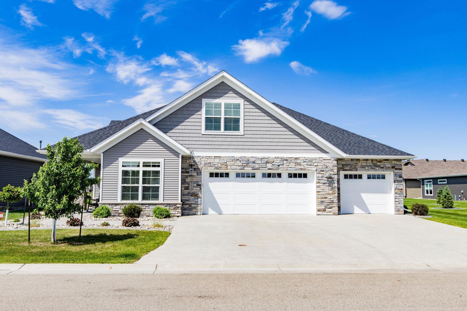 5179 Mira Way W, West Fargo, ND 58078 Main Photo