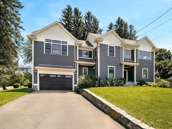 7 Park St, Lexington, MA 02421