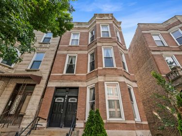 841 N Damen Avenue, Unit 2R, Chicago, IL 60622