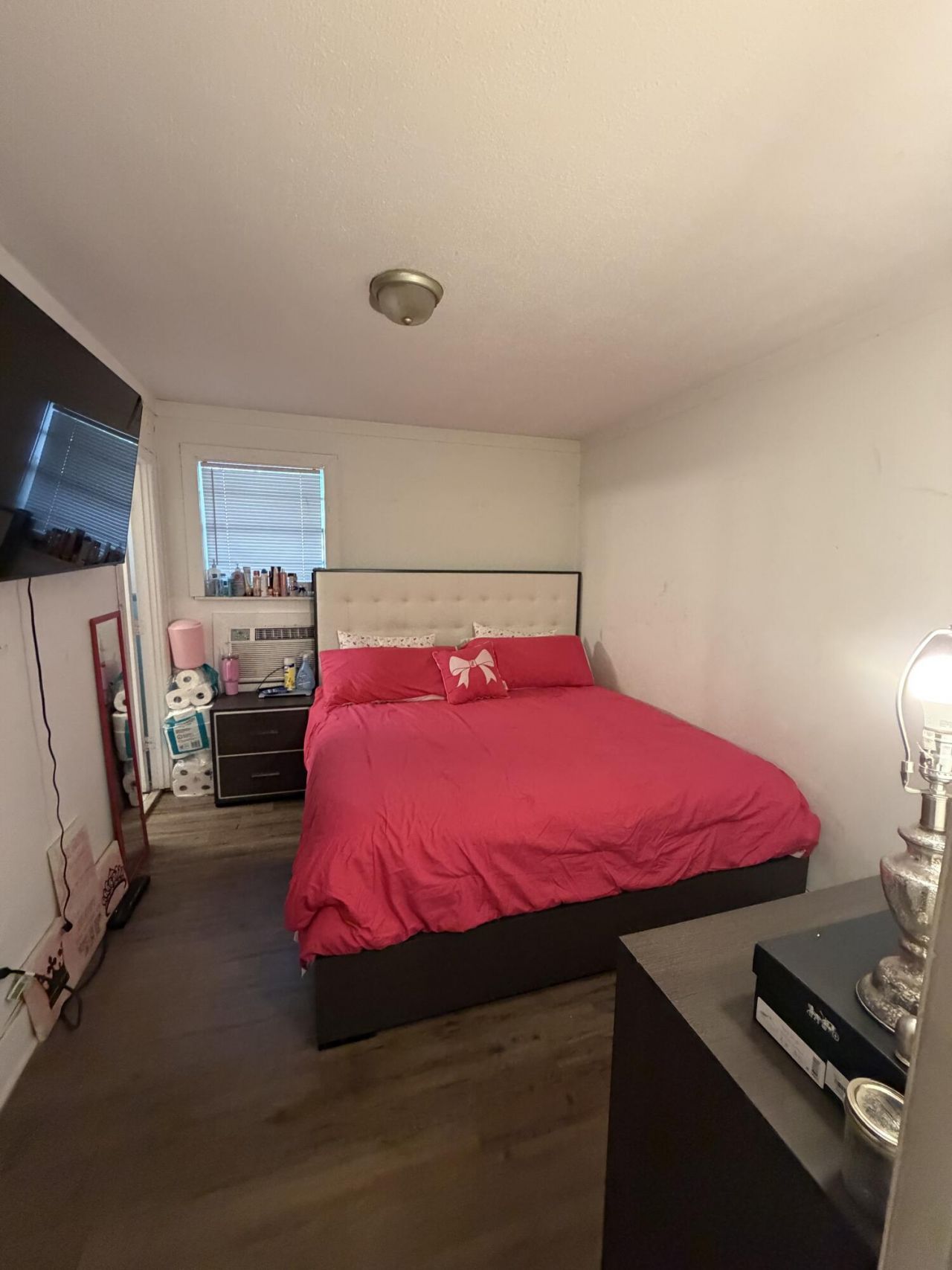 1823 Leland Street Photo 4