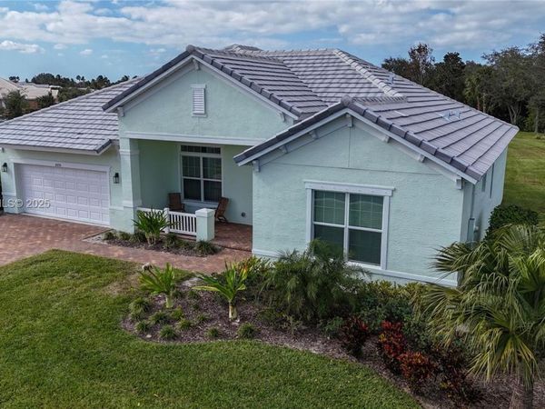 6555 Barbados Court, Vero Beach, FL 32967