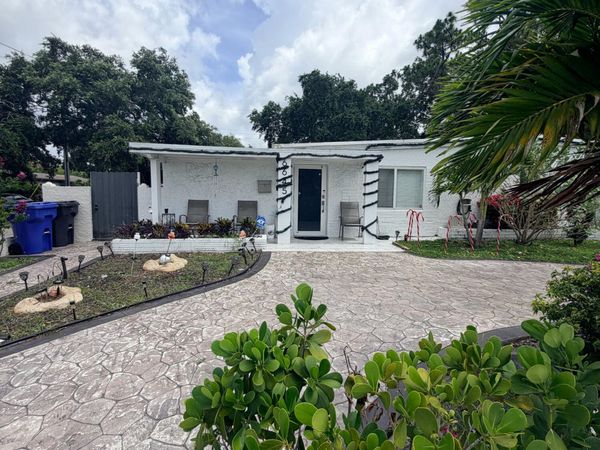 6645 Sheridan Street, Hollywood, FL 33024