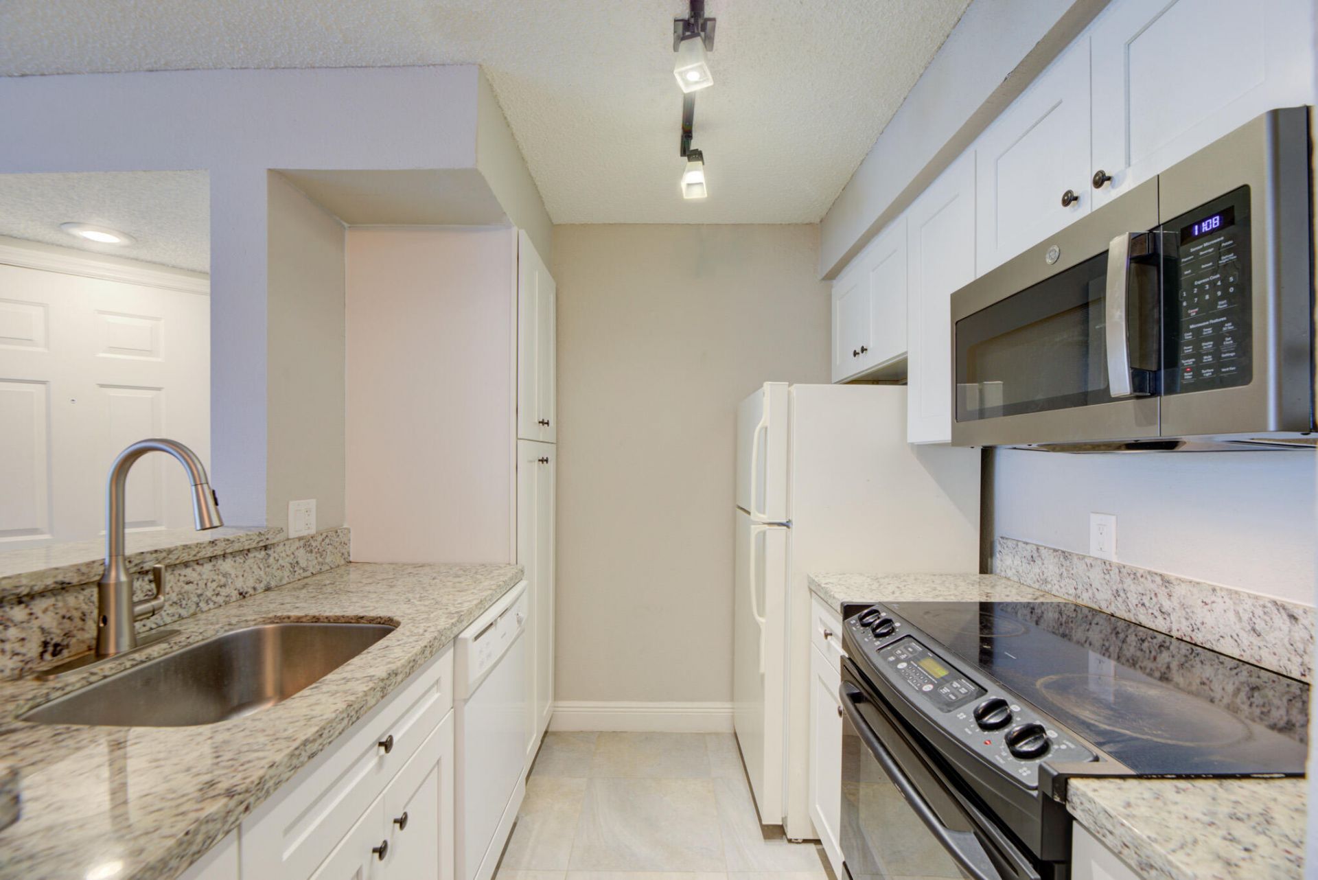 2900 S University Drive, Unit 9104, Davie, FL 33328 Photo