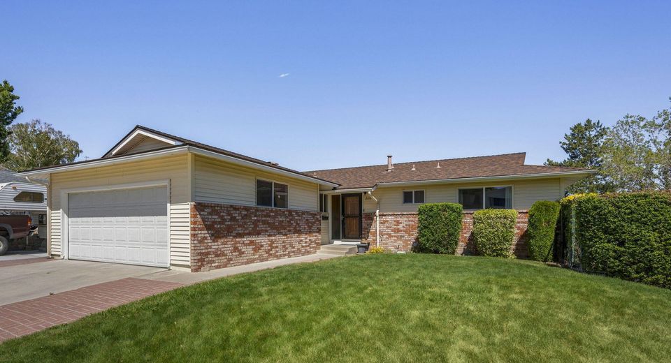 2615 Everett Drive, Reno, NV 89503 Photo