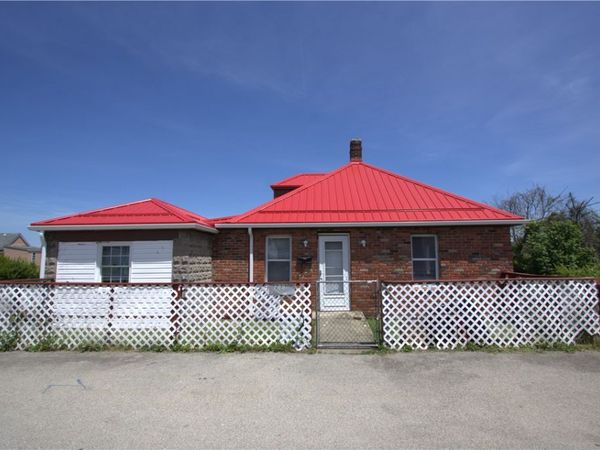 233 Allen Avenue, Donora, PA 15033