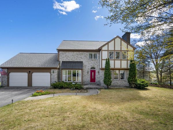 5270 Liberty N, Traverse City, MI 49685