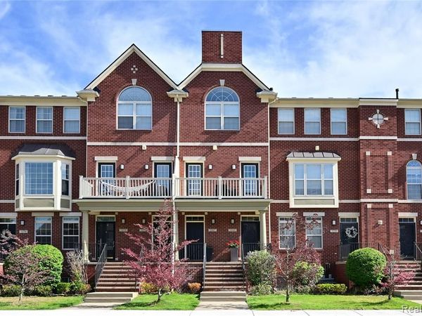 3263 Camden Drive, Troy, MI 48084