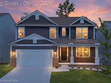 6134 Fieldstone Circle, South Lyon, MI 48178