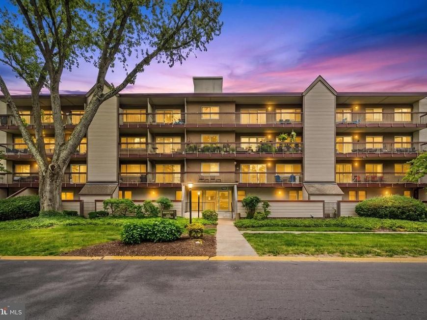 7400 Lakeview Drive, Unit N404, Bethesda, MD 20817 Main Photo