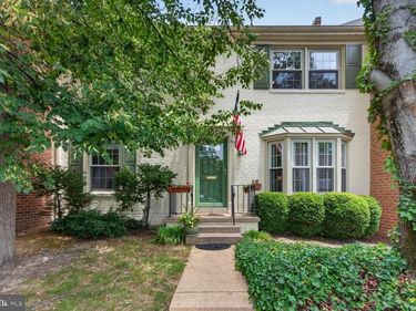 8532 LAKINHURST LANE, SPRINGFIELD, VA 22152