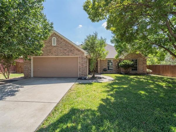 1001 Porter Place, Sanger, TX 76266