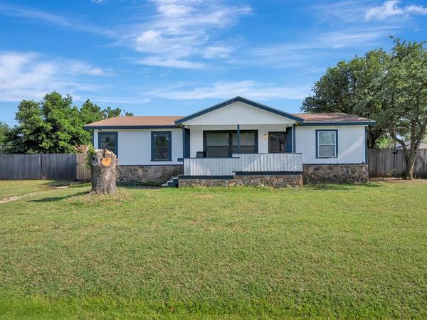 305 Branson Road, Roanoke, TX 76262