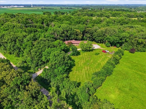 2480 Inkpaduta Avenue, Webster City, IA 50595