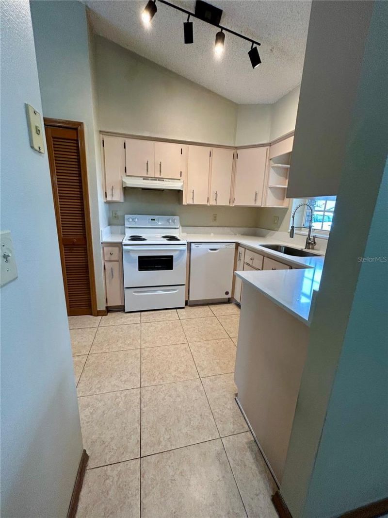 63 Ivy Lane , Debary, FL 32713 Photo