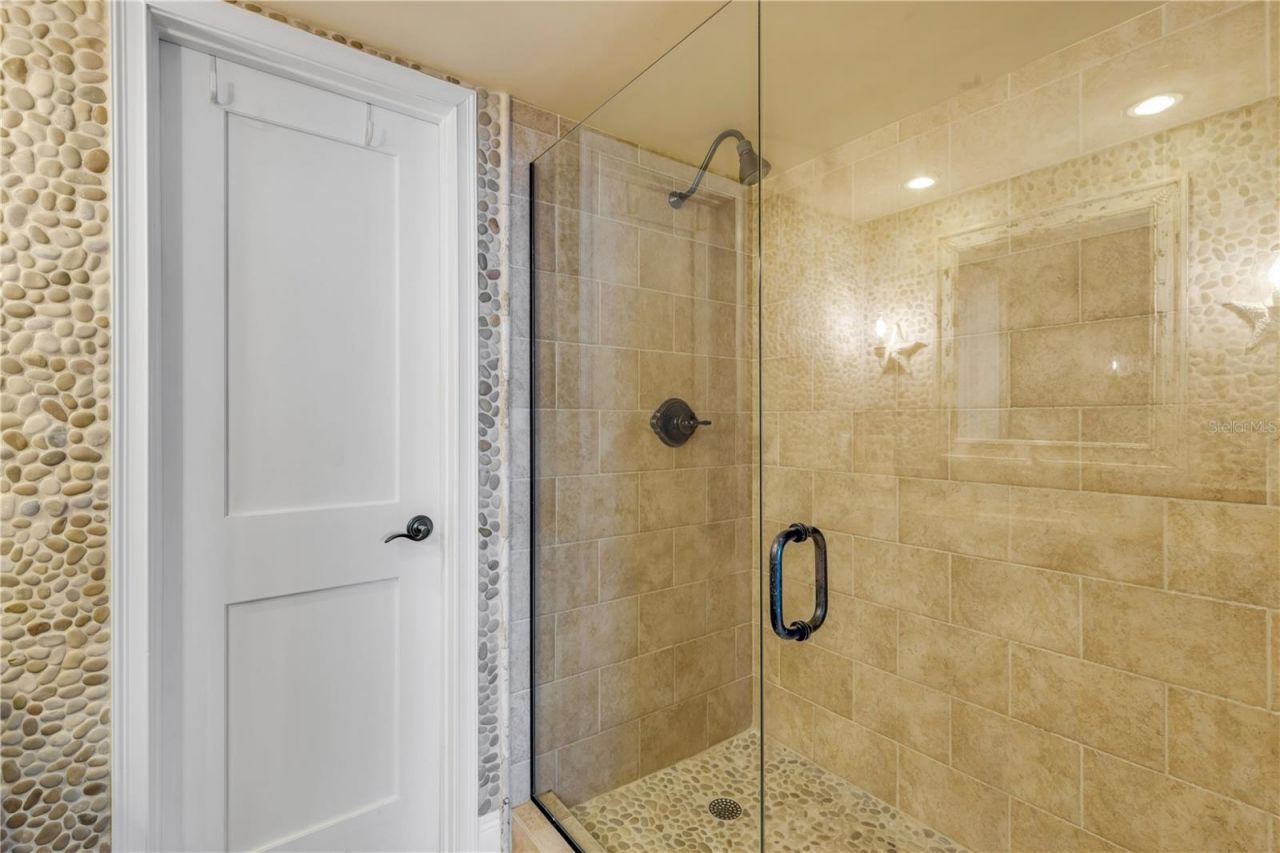 257 Minorca Beach Way, Unit 406, New Smyrna Beach, FL 32169 Photo