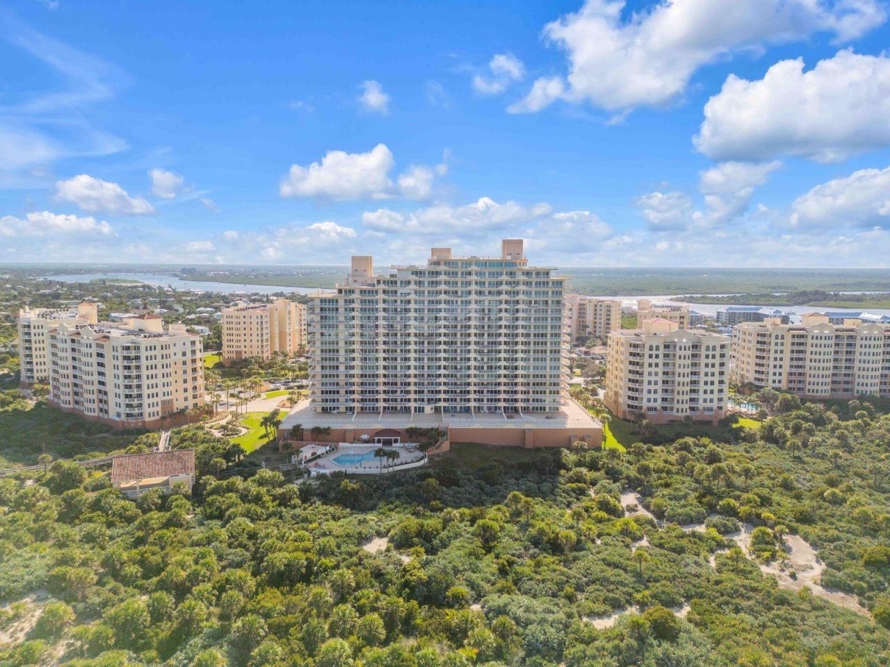 257 Minorca Beach Way, Unit 406, New Smyrna Beach, FL 32169 Photo