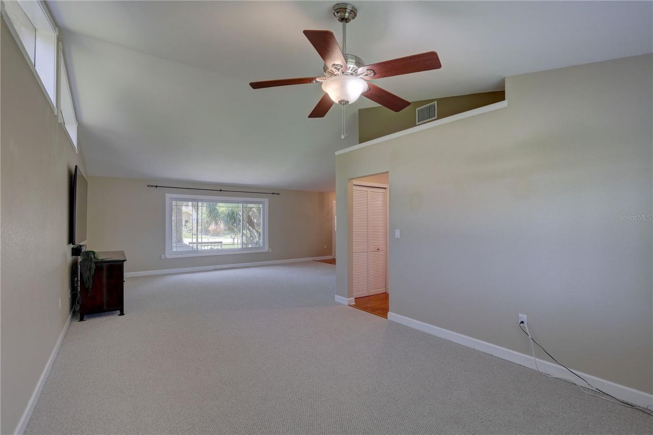 7600 Drew Oak Drive , Seminole, FL 33772 Photo