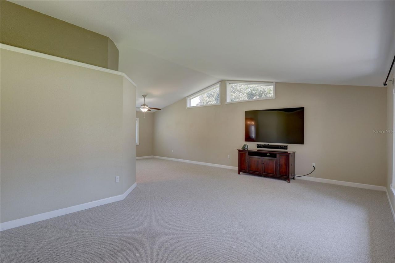 7600 Drew Oak Drive , Seminole, FL 33772 Photo