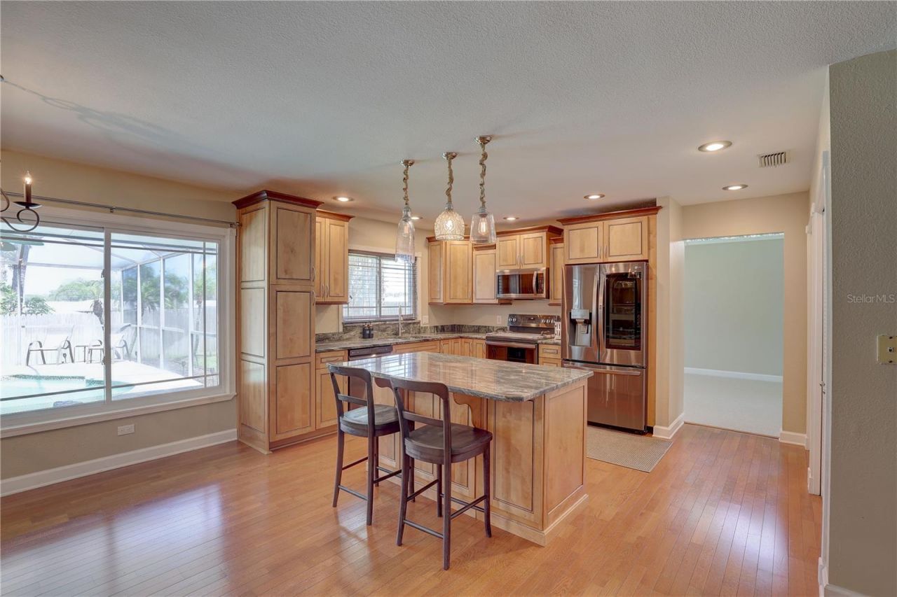 7600 Drew Oak Drive , Seminole, FL 33772 Photo