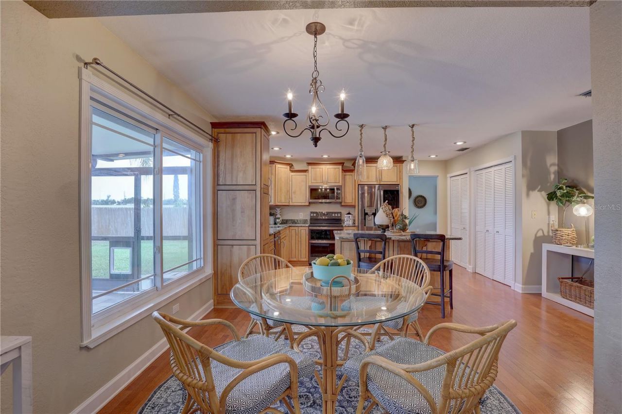 7600 Drew Oak Drive , Seminole, FL 33772 Photo