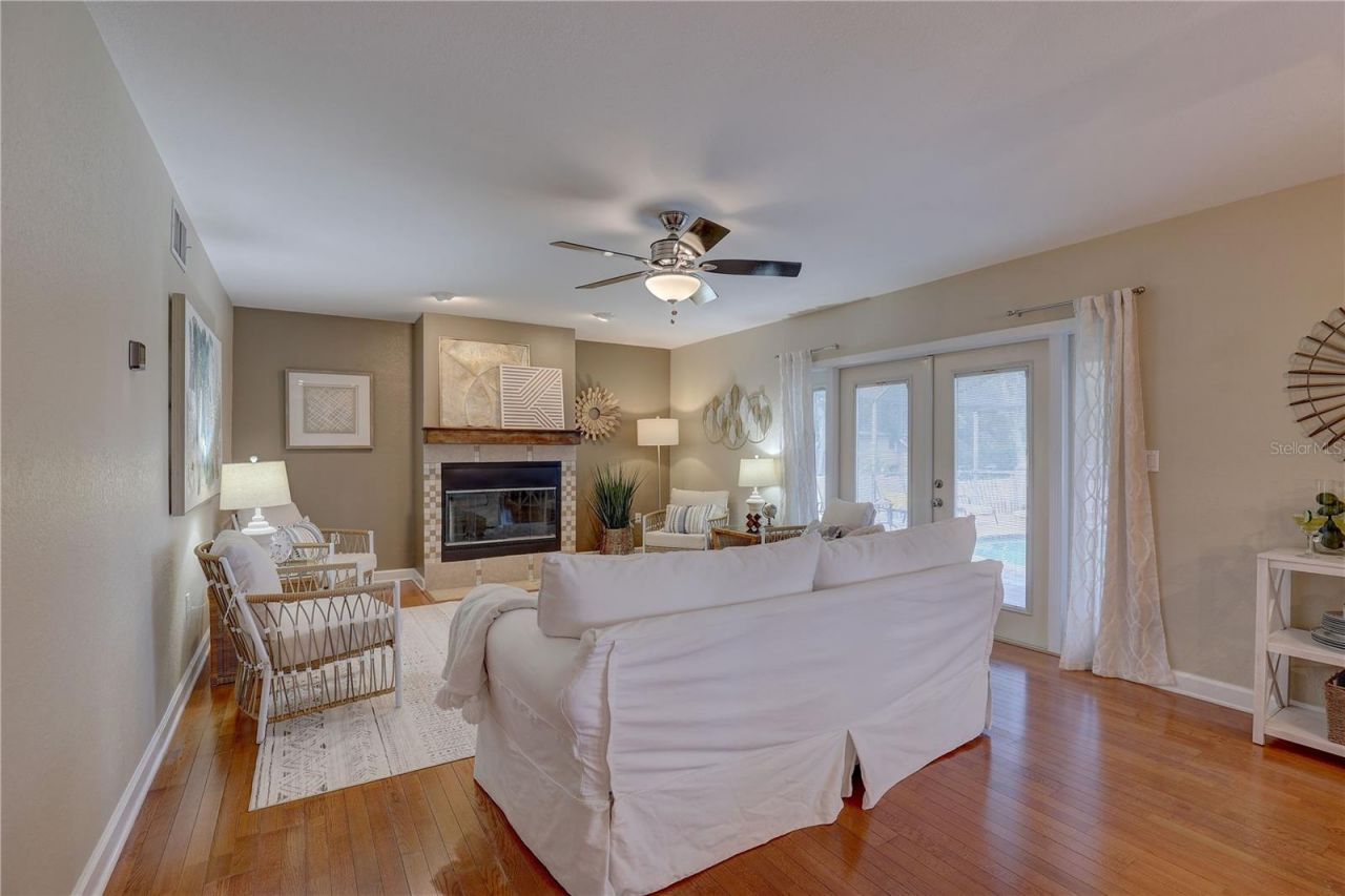7600 Drew Oak Drive , Seminole, FL 33772 Photo