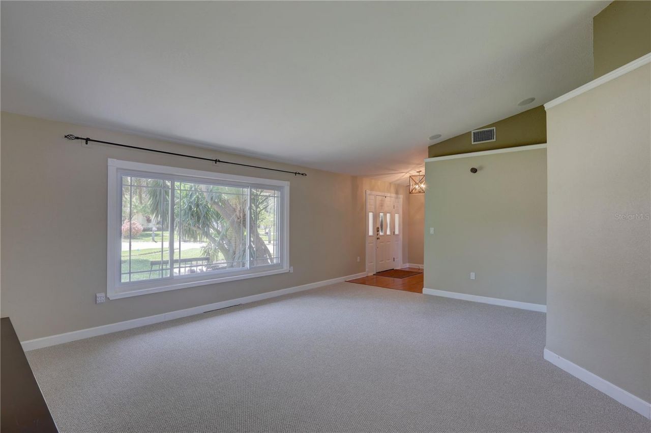 7600 Drew Oak Drive , Seminole, FL 33772 Photo