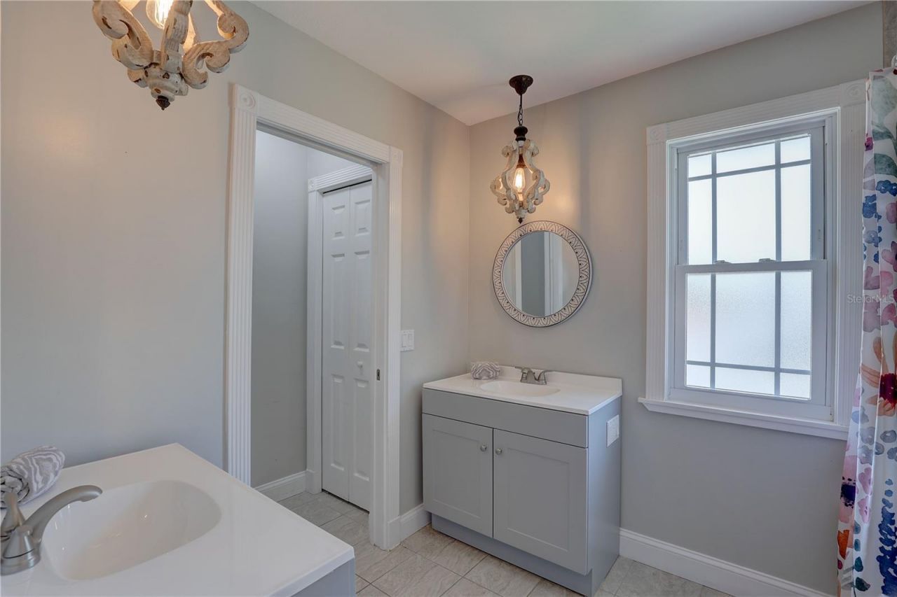 7600 Drew Oak Drive , Seminole, FL 33772 Photo