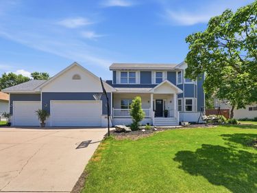 1004 Canterbury Avenue NE, Buffalo, MN 55313