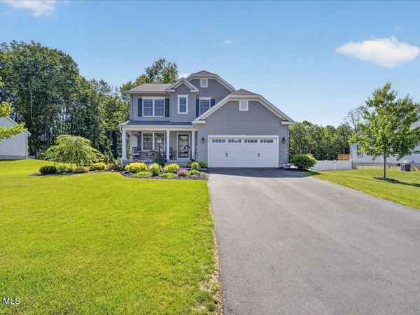 13 Summerhill Drive, Ballston, NY 12027