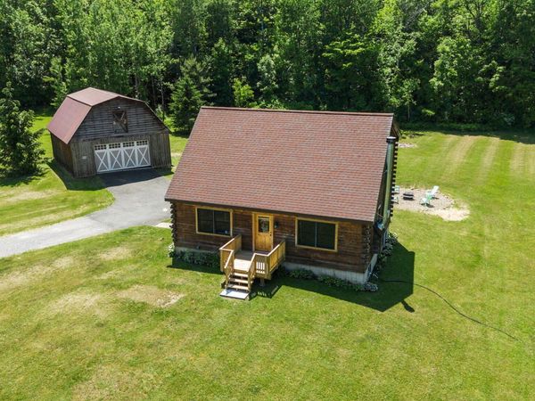 1091 Goldfoot Road, Glenville, NY 12302