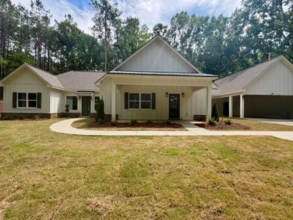 347 Rd 1451, Saltillo, MS 38866
