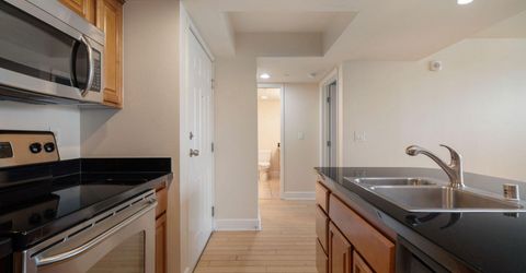 450 N Arlington Avenue, Unit 207, Reno, NV 89503 Photo