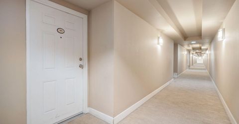 450 N Arlington Avenue, Unit 207, Reno, NV 89503 Photo