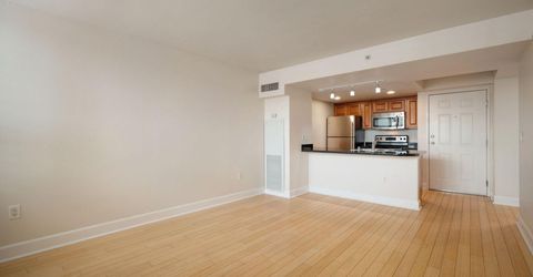 450 N Arlington Avenue, Unit 207, Reno, NV 89503 Photo