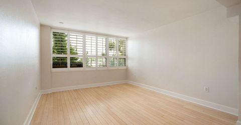 450 N Arlington Avenue, Unit 207, Reno, NV 89503 Photo